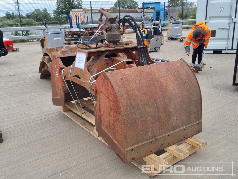 Hydraulic Rotating Clamshell Bucket to suit Crane - Material handling equipment: picture 5 Hydraulic Rotating Clamshell Bucket to suit Crane - Material handling equipment: picture 5