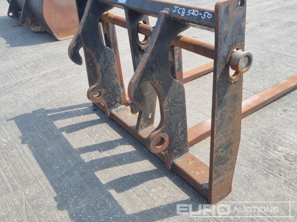 Material handling equipment JCB Fork Frame & Forks to suit Telehandler: picture 15