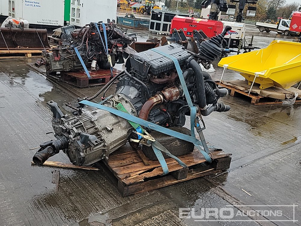 Mercedes 4 Cylinder Engine, Gearbox - Engine: picture 5 Mercedes 4 Cylinder Engine, Gearbox - Engine: picture 5