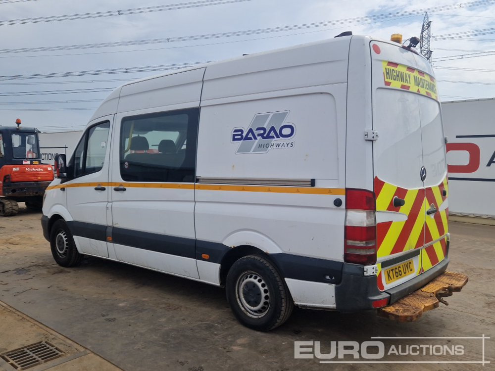 Mercedes Sprinter 314CDI - Combi van: picture 3 Mercedes Sprinter 314CDI - Combi van: picture 3