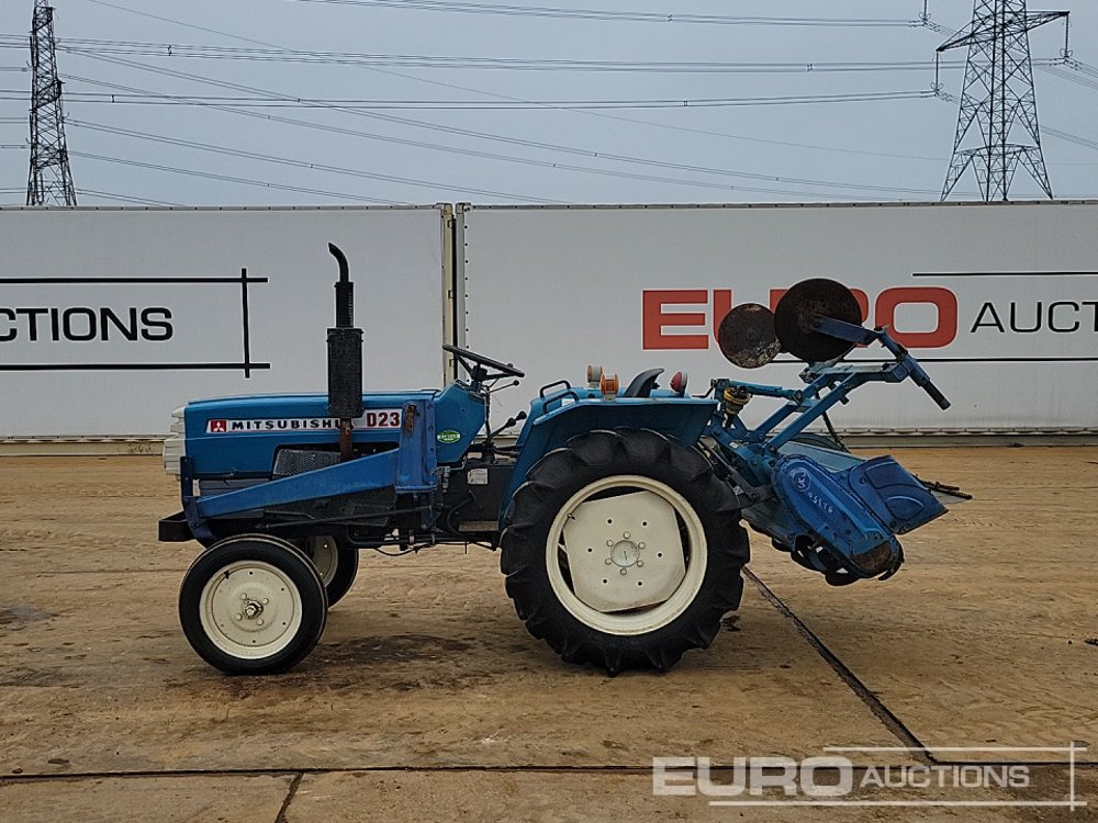 Mitsubishi D2350 - Compact tractor: picture 2 Mitsubishi D2350 - Compact tractor: picture 2