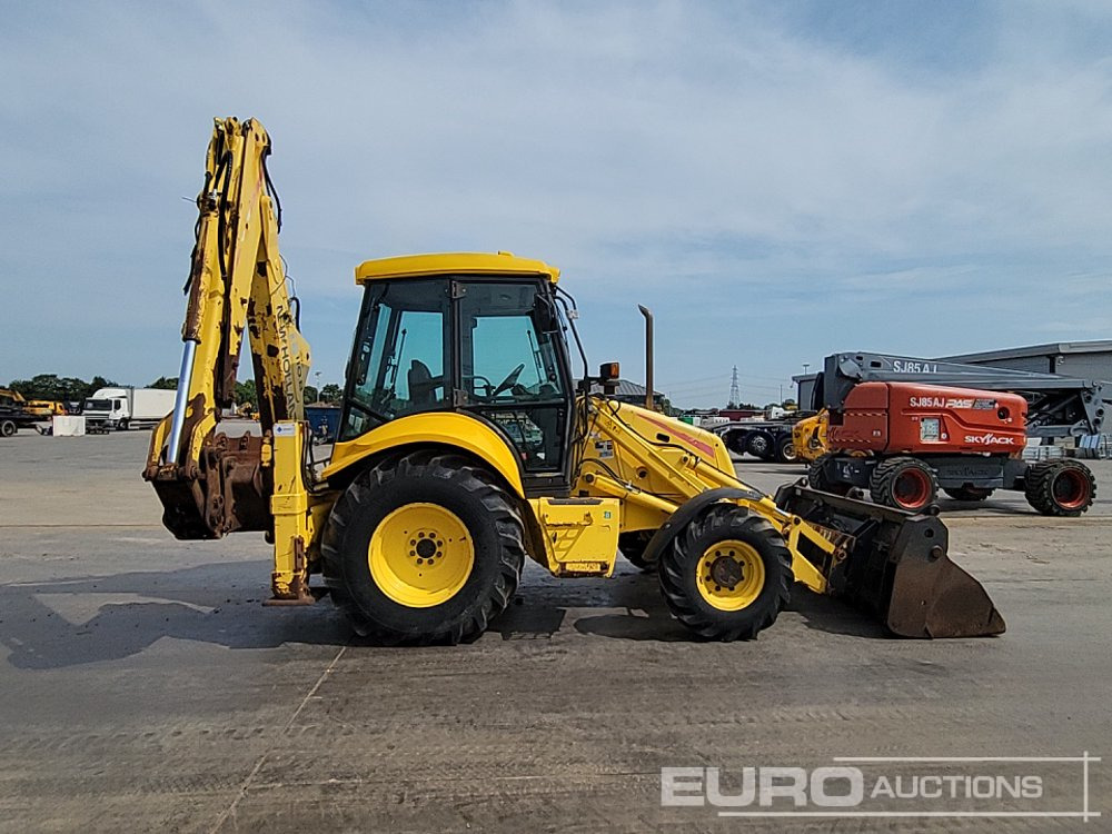 Backhoe loader New Holland LB110B-4PT: picture 6