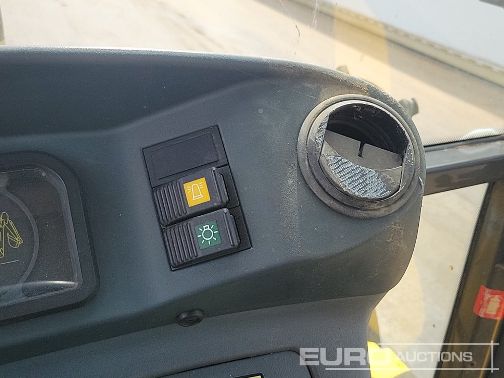 Backhoe loader New Holland LB110B-4PT: picture 39