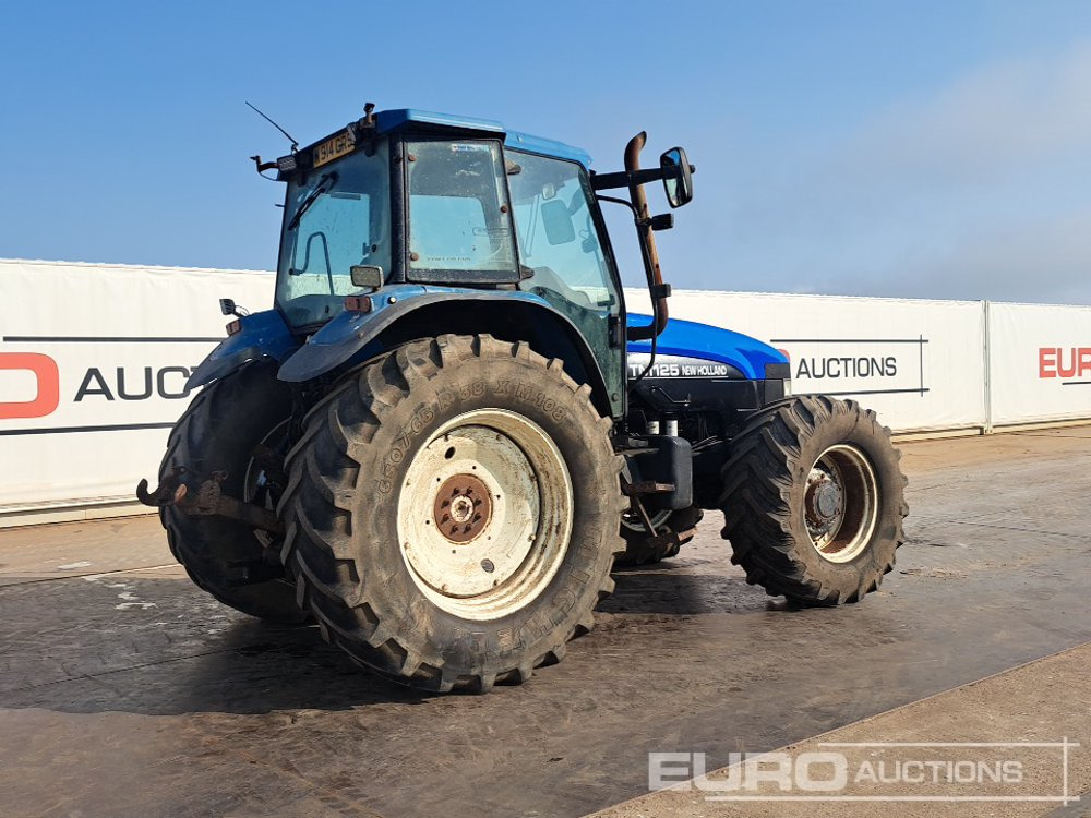 New Holland TM125 - Farm tractor: picture 5 New Holland TM125 - Farm tractor: picture 5