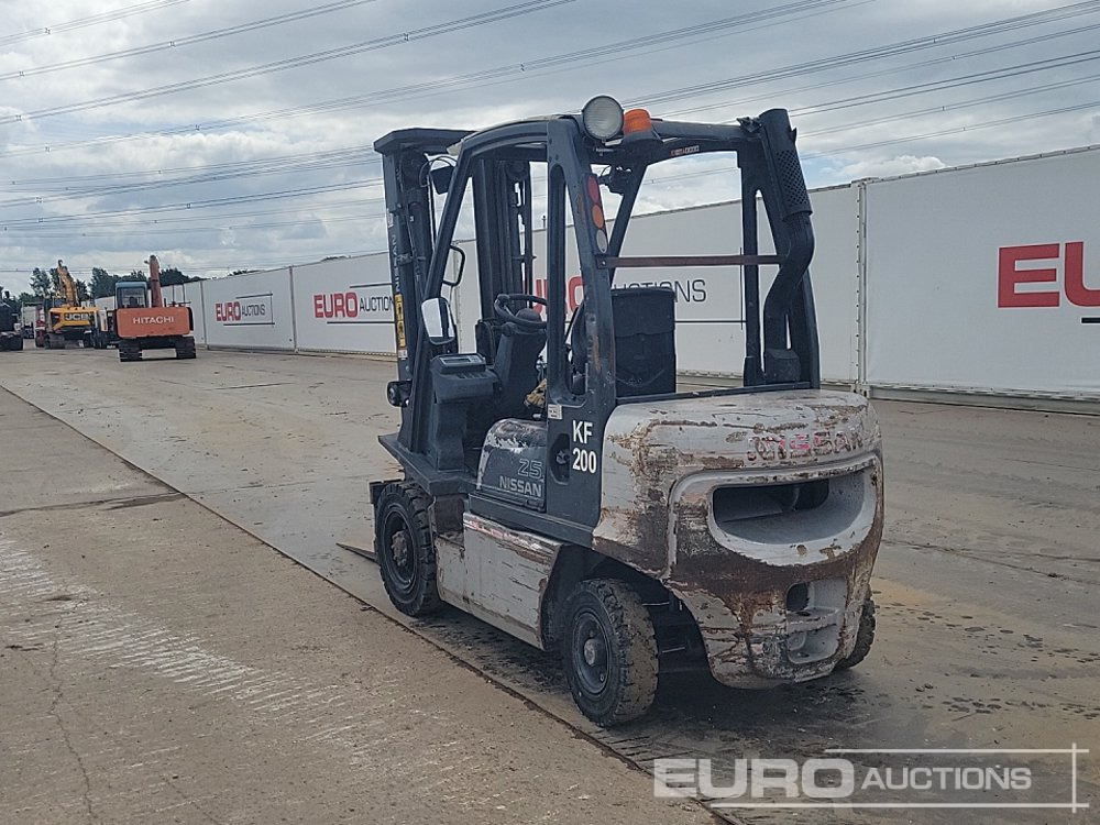 Nissan Y1D2A25Q - Forklift: picture 3 Nissan Y1D2A25Q - Forklift: picture 3