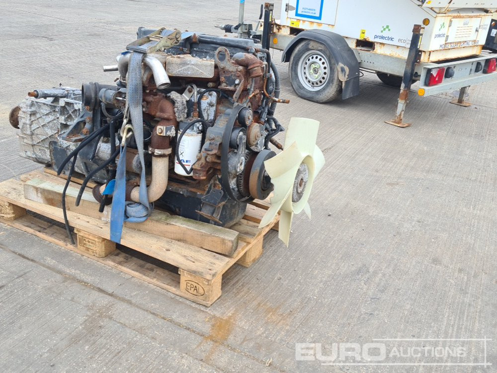 Paccar 4 Cylinder Engine, Gearbox - Engine: picture 1 Paccar 4 Cylinder Engine, Gearbox - Engine: picture 1