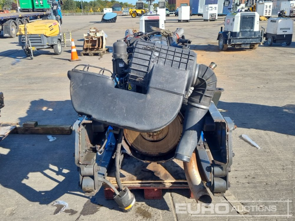 Paccar 6 Cylinder Engine - Engine: picture 4 Paccar 6 Cylinder Engine - Engine: picture 4