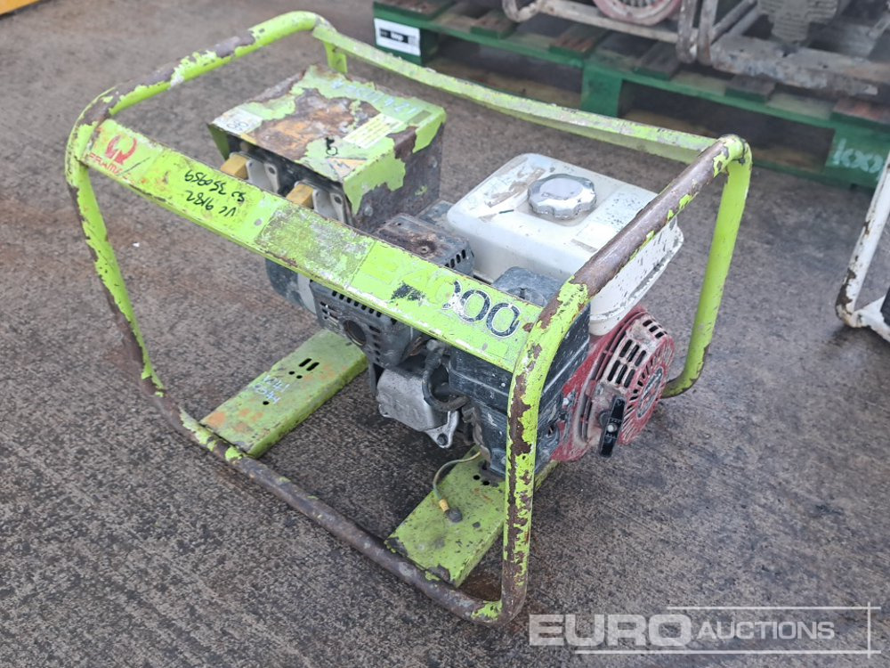 Pramac E4000 - Generator set: picture 1 Pramac E4000 - Generator set: picture 1