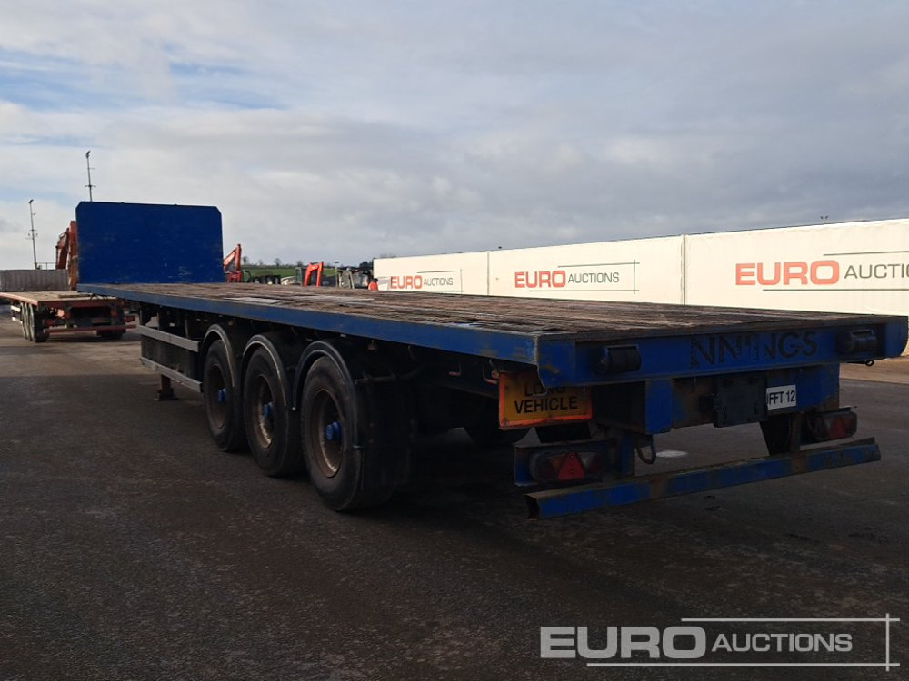 SDC 45' Tri Axle Flat Trailer, BPW Axles, Goal Post Sockets, Twist Locks - Dropside/ Flatbed semi-trailer: picture 3 SDC 45' Tri Axle Flat Trailer, BPW Axles, Goal Post Sockets, Twist Locks - Dropside/ Flatbed semi-trailer: picture 3
