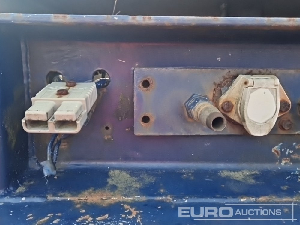 SDC Tri Axle Stepframe Low Loader, Hydraulic Ramps (Selling After Lot 978) - Low loader semi-trailer: picture 5 SDC Tri Axle Stepframe Low Loader, Hydraulic Ramps (Selling After Lot 978) - Low loader semi-trailer: picture 5