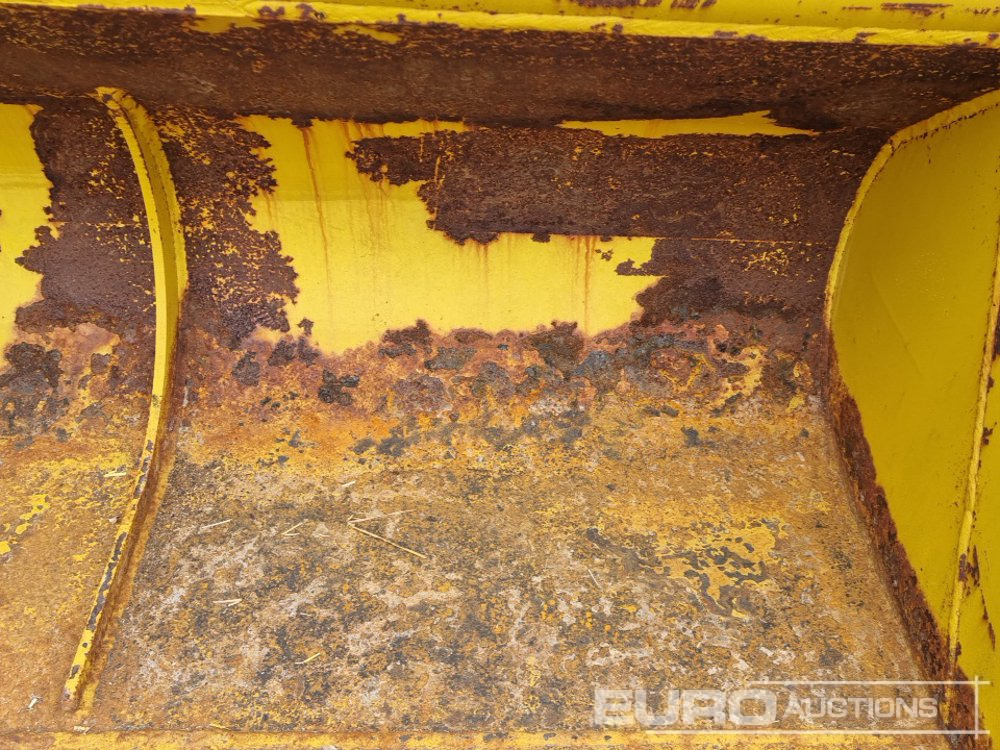 Bucket SEC 70" Ditching Bucket 60mm Pin to suit 10-12 Ton Excavator: picture 12