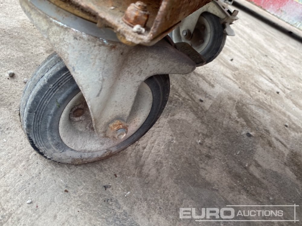 Construction equipment Site Tool Box: picture 8 Construction equipment Site Tool Box: picture 8