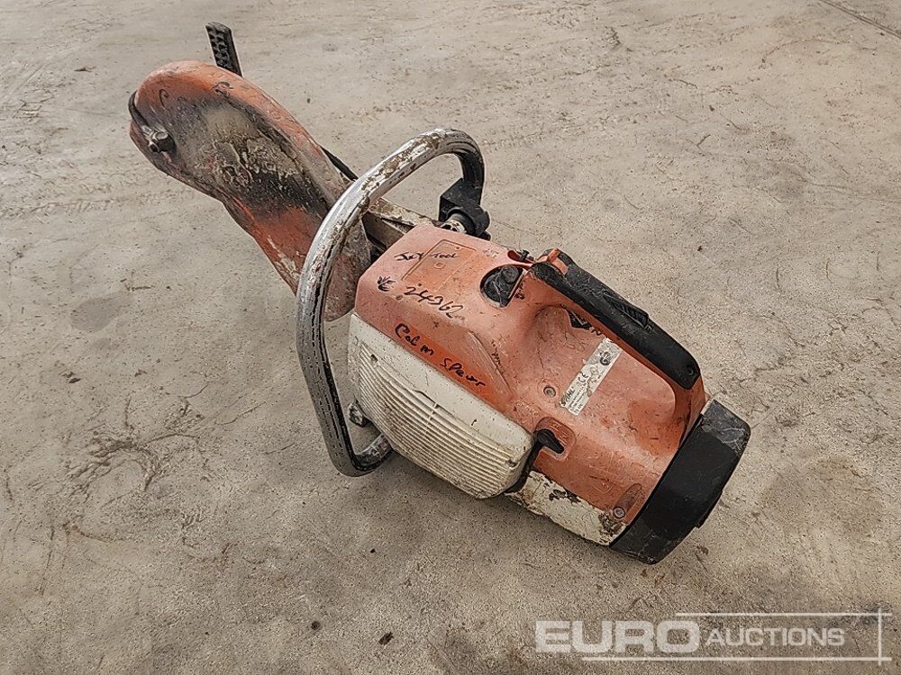 Stihl Petrol Con Saw - Asphalt machine: picture 2 Stihl Petrol Con Saw - Asphalt machine: picture 2
