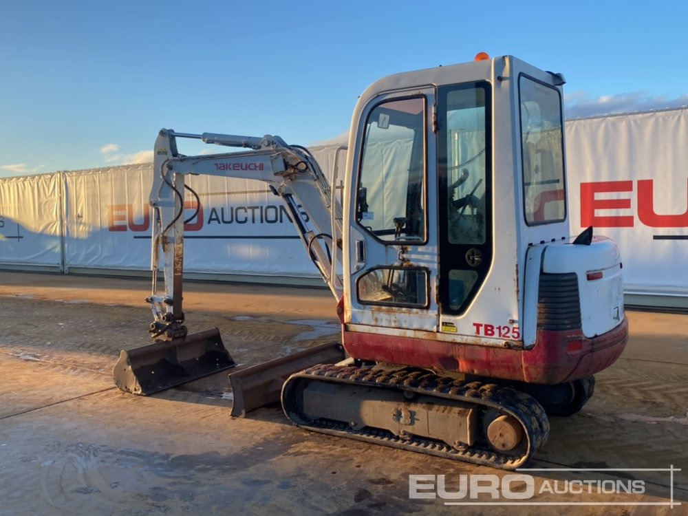 Taketuchi TB125 - Mini excavator: picture 3 Taketuchi TB125 - Mini excavator: picture 3