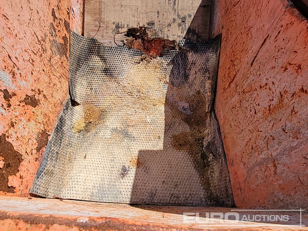 Tipping skip Tipping Skip to suit Forklift (3 of): picture 14