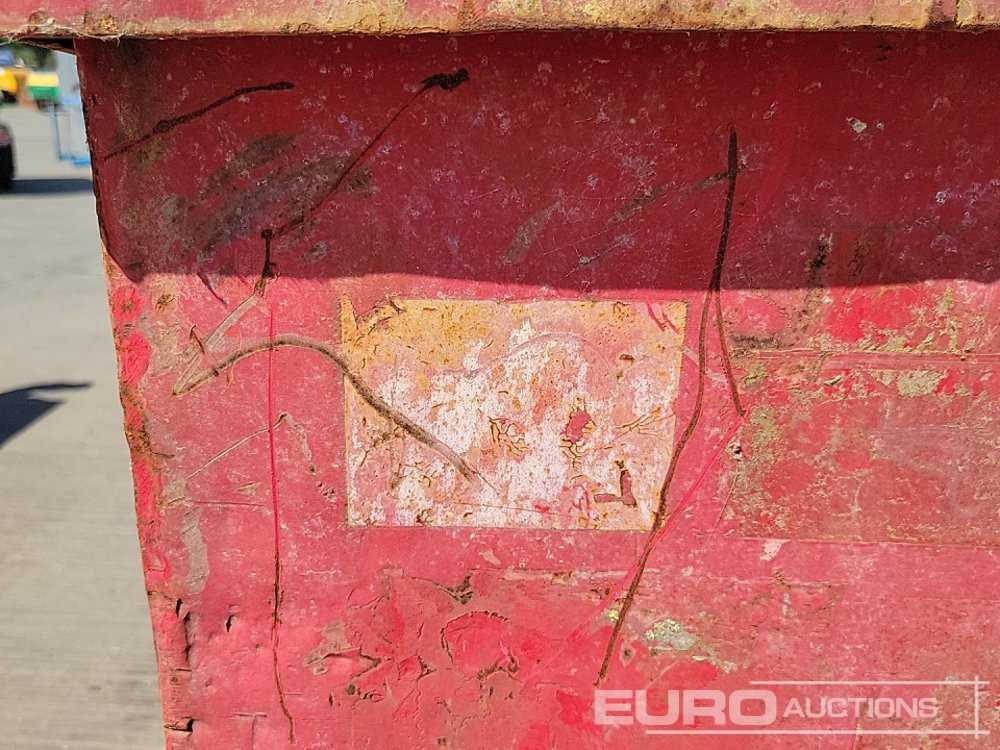 Tipping skip Tipping Skip to suit Forklift (3 of): picture 23