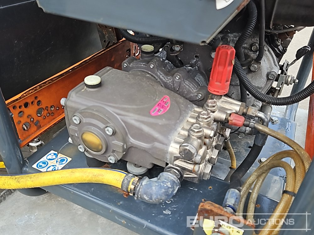 Pressure washer Trailer Engineering Single Axle Plastic Water Bowser, Yanmar Pressure Washer: picture 17