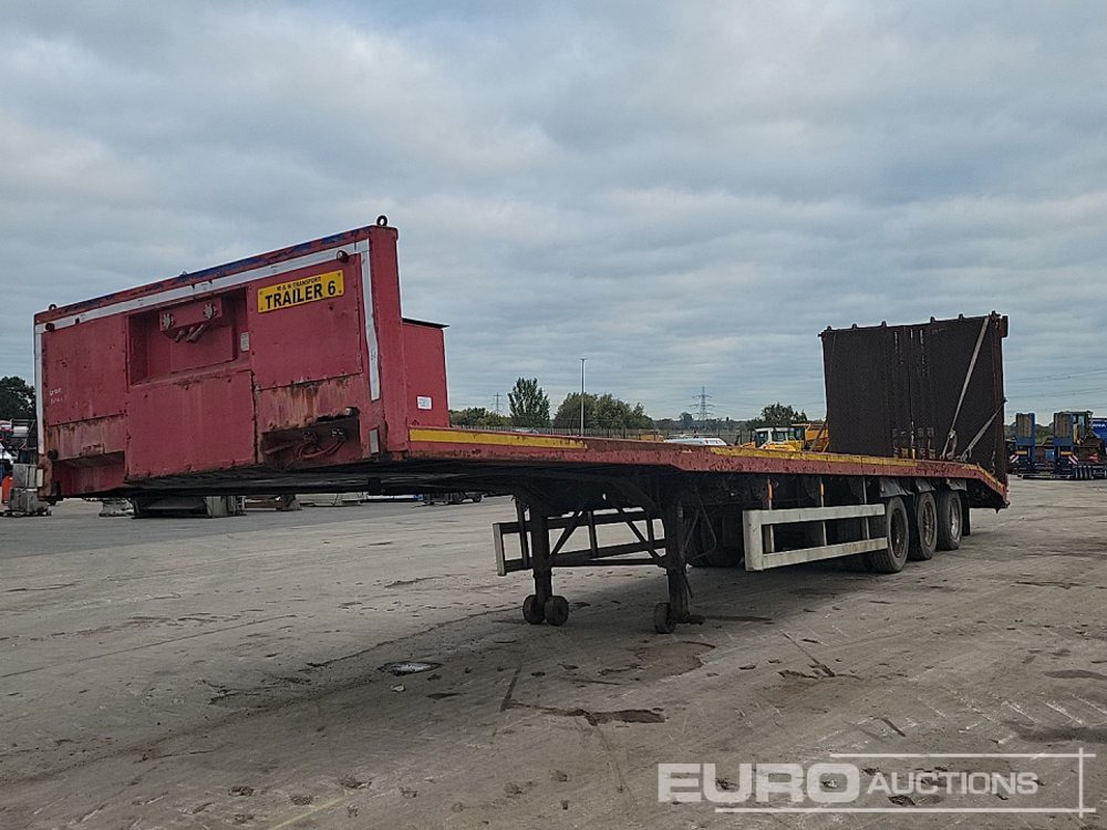 Tri Axle Low Loader Trailer, Winch, Hydraulic Ramp - Low loader semi-trailer: picture 1 Tri Axle Low Loader Trailer, Winch, Hydraulic Ramp - Low loader semi-trailer: picture 1