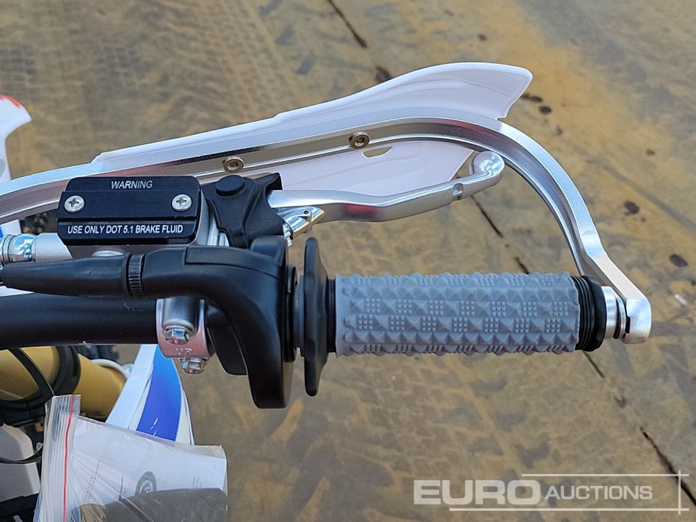 Motorcycle Unused 2025 Apollo Storm 300cc Motorcross Bike, 21" Front, 18" Rear Tyres, Electric Start, Air Cooled, Hydraulic Suspension, Disc Brakes, Lighting Kit (UNASSEMBLED): picture 32