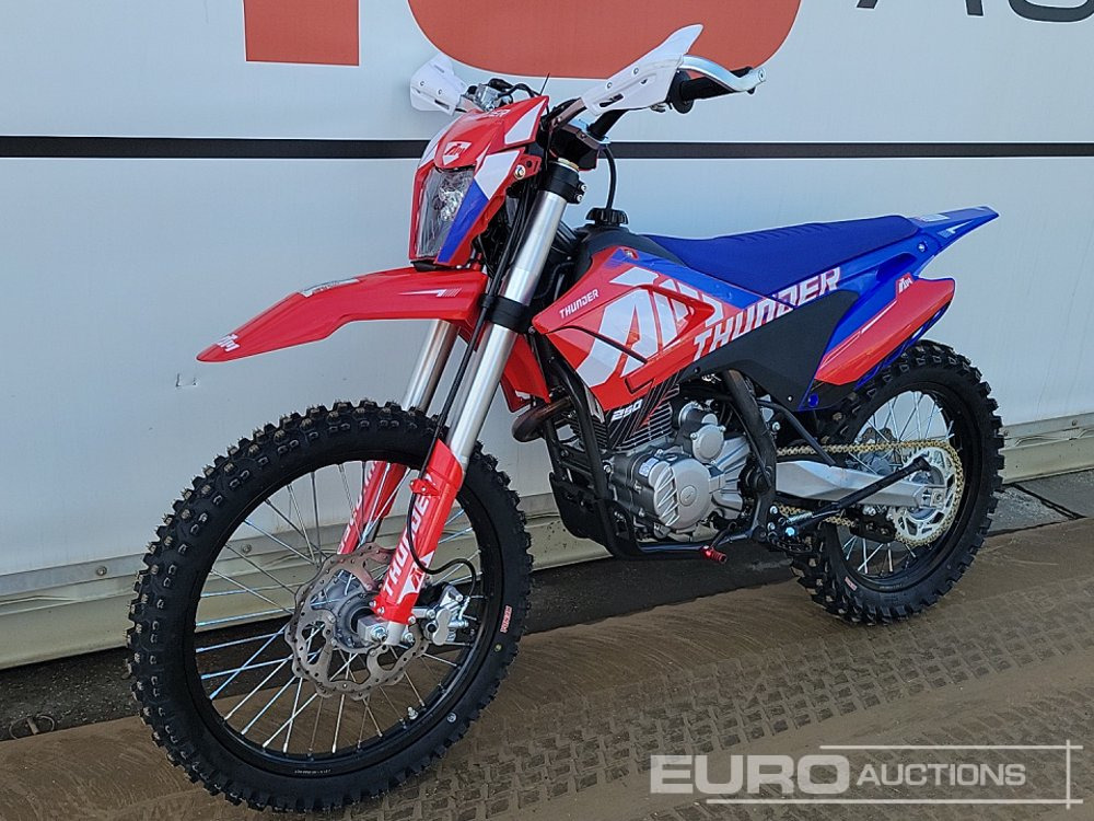 Unused 2025 Apollo Thunder 250cc Motorcross Bike, 21" Front, 18" Rear Tyres, Electric Start, Air Cooled, Hydraulic Suspension, Disc Brakes, Lighting Kit (UNASSEMBLED) - Motorcycle: picture 1 Unused 2025 Apollo Thunder 250cc Motorcross Bike, 21" Front, 18" Rear Tyres, Electric Start, Air Cooled, Hydraulic Suspension, Disc Brakes, Lighting Kit (UNASSEMBLED) - Motorcycle: picture 1