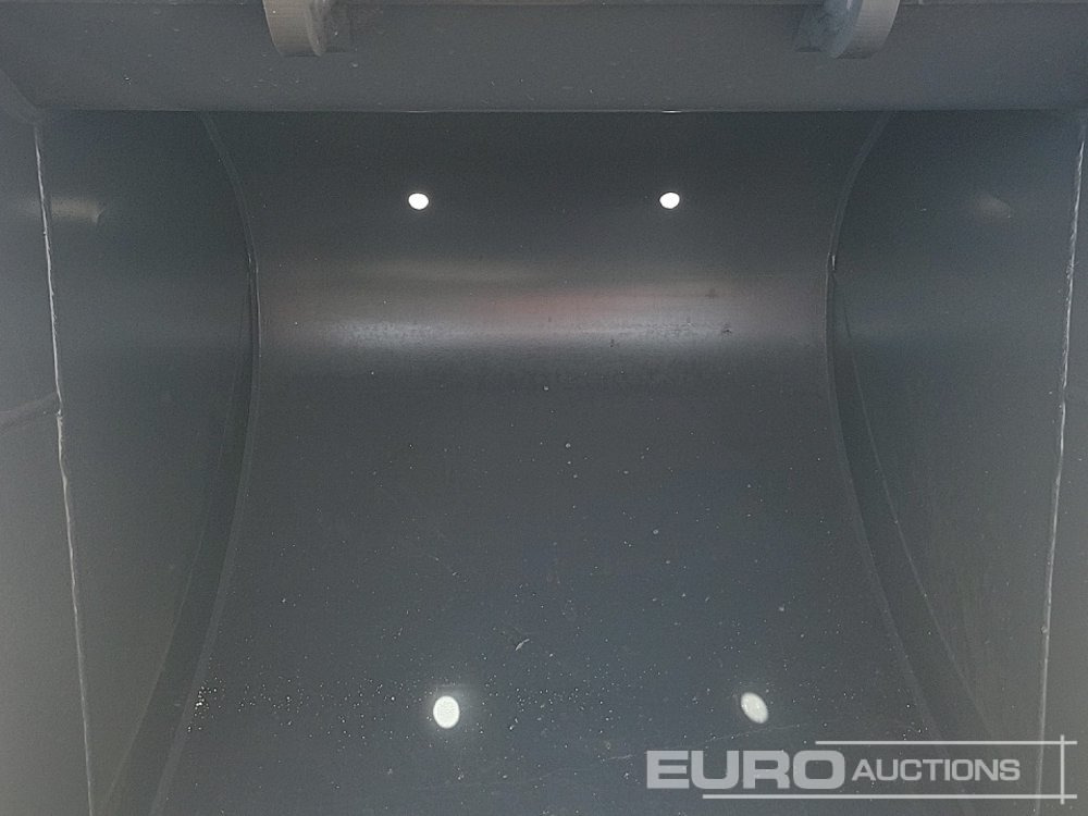 Crawler excavator Unused 2025 Develon DX225LC-7M: picture 27