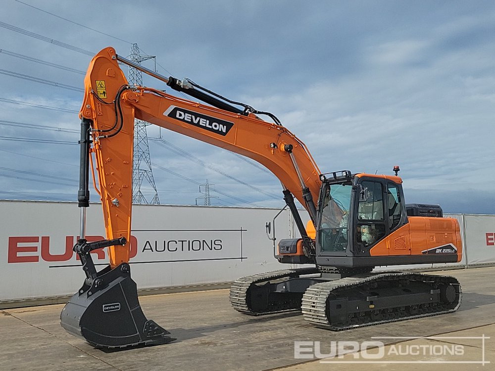 Unused 2025 Develon DX225LC-7M - Crawler excavator: picture 1 Unused 2025 Develon DX225LC-7M - Crawler excavator: picture 1