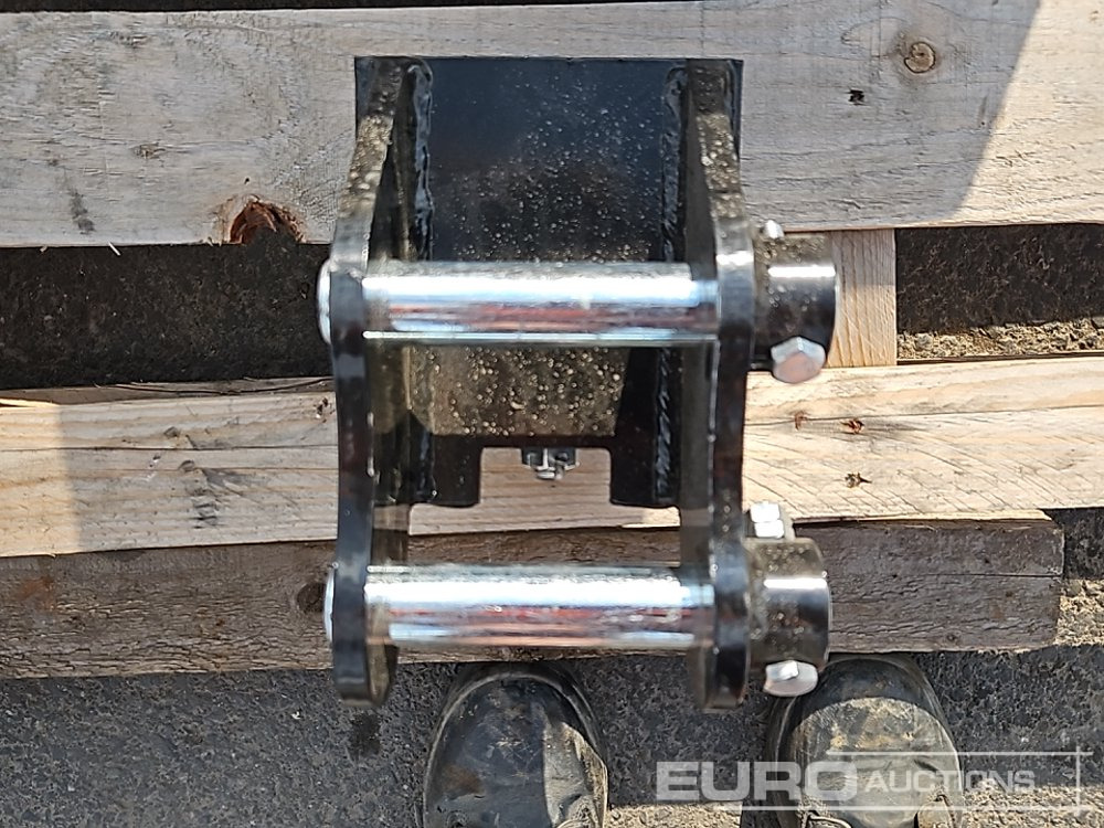 Unused 2025 Miva Manual QH 25mm Pin to suit Mini Excavator (2 of) - Quick coupler: picture 5 Unused 2025 Miva Manual QH 25mm Pin to suit Mini Excavator (2 of) - Quick coupler: picture 5