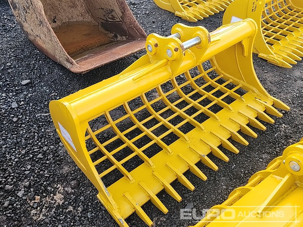 Unused 2025 Urohammer 48" 3T - 5T Rake Riddle Bucket to suit Mini Excavator - Bucket: picture 4 Unused 2025 Urohammer 48" 3T - 5T Rake Riddle Bucket to suit Mini Excavator - Bucket: picture 4