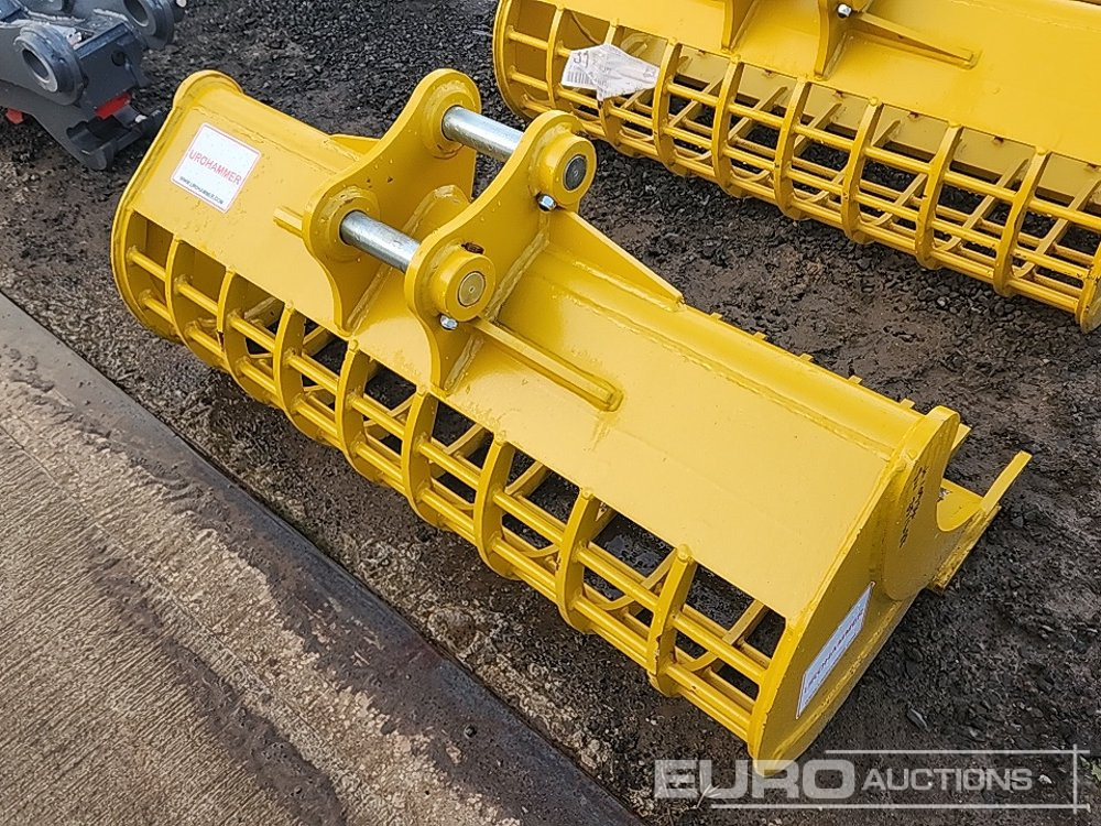 Unused 2025 Urohammer 48" 3T - 5T Rake Riddle Bucket to suit Mini Excavator - Bucket: picture 3 Unused 2025 Urohammer 48" 3T - 5T Rake Riddle Bucket to suit Mini Excavator - Bucket: picture 3