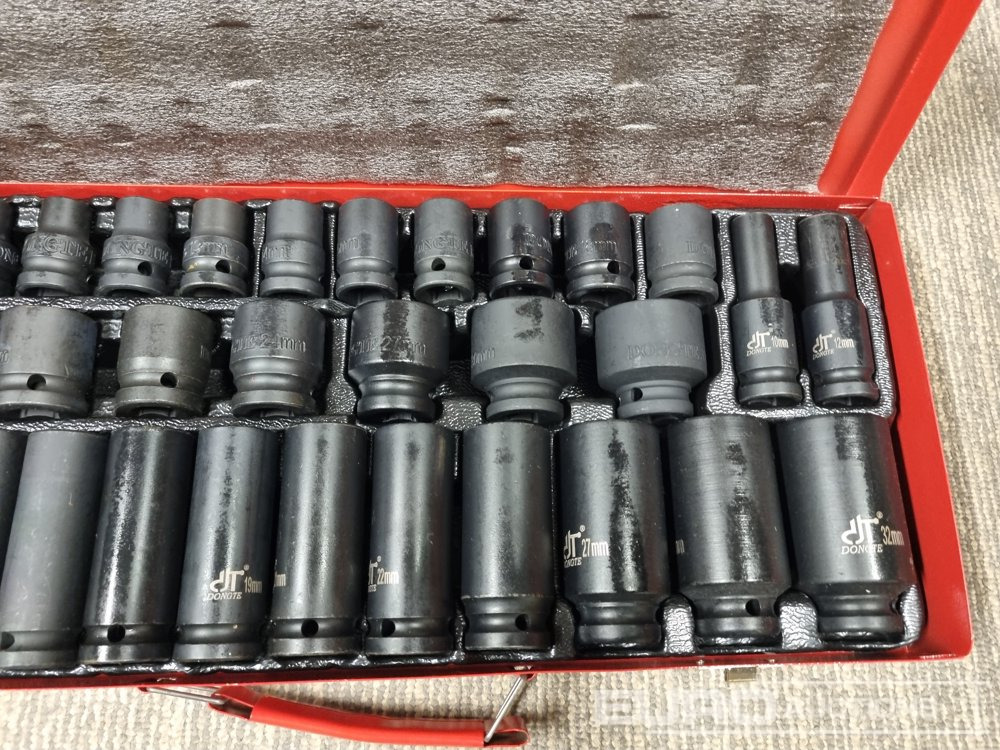 Unused 35 Piece 1/2" Drive Air Impact Socket Set, Steel Case - Workshop equipment: picture 3 Unused 35 Piece 1/2" Drive Air Impact Socket Set, Steel Case - Workshop equipment: picture 3