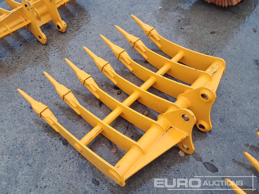 Unused 44" Rake 45mm Pin to suit 4-6 Ton Excavator - Bucket: picture 2 Unused 44" Rake 45mm Pin to suit 4-6 Ton Excavator - Bucket: picture 2