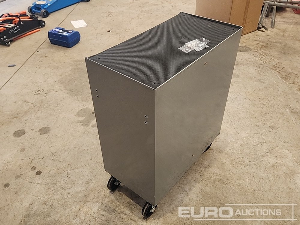 Unused 5 Drawer Tool Box & Tools - Workshop equipment: picture 3 Unused 5 Drawer Tool Box & Tools - Workshop equipment: picture 3