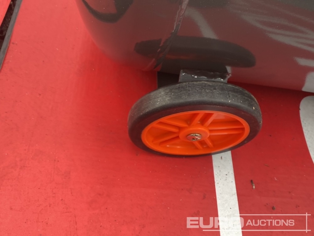 Unused Daewoo DAAC100CV 100 Litre 230 Volt Compressor - Air compressor: picture 3 Unused Daewoo DAAC100CV 100 Litre 230 Volt Compressor - Air compressor: picture 3