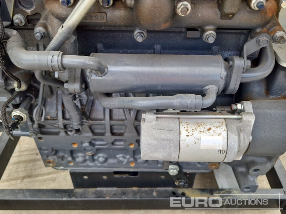 Engine Unused Kubota 4 Cylinder Engine: picture 14