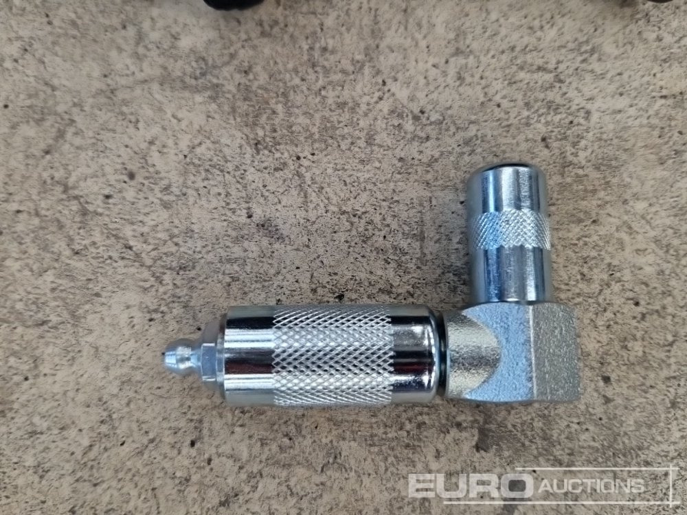 Unused Milwaukee M18 GG-0 18V Grease Gun (Body Only) - Workshop equipment: picture 4 Unused Milwaukee M18 GG-0 18V Grease Gun (Body Only) - Workshop equipment: picture 4