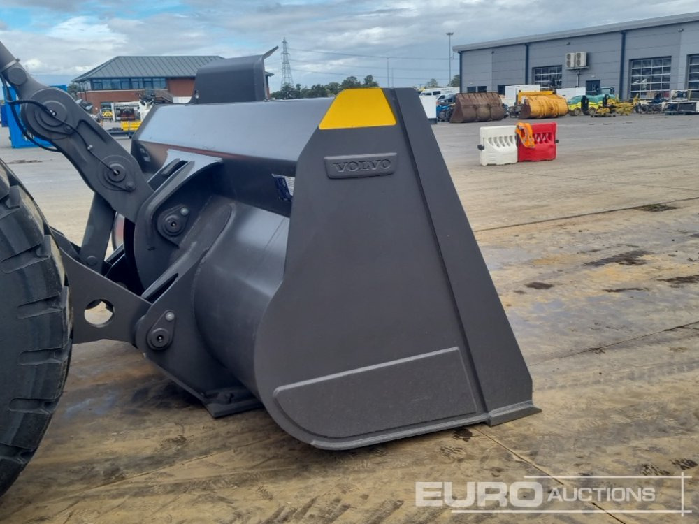 Wheel loader Unused Volvo L150H: picture 13