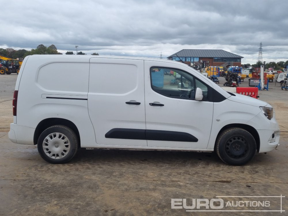 Van 2021 Vauxhall Combo: picture 6
