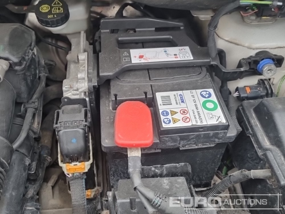 Van 2021 Vauxhall Combo: picture 14