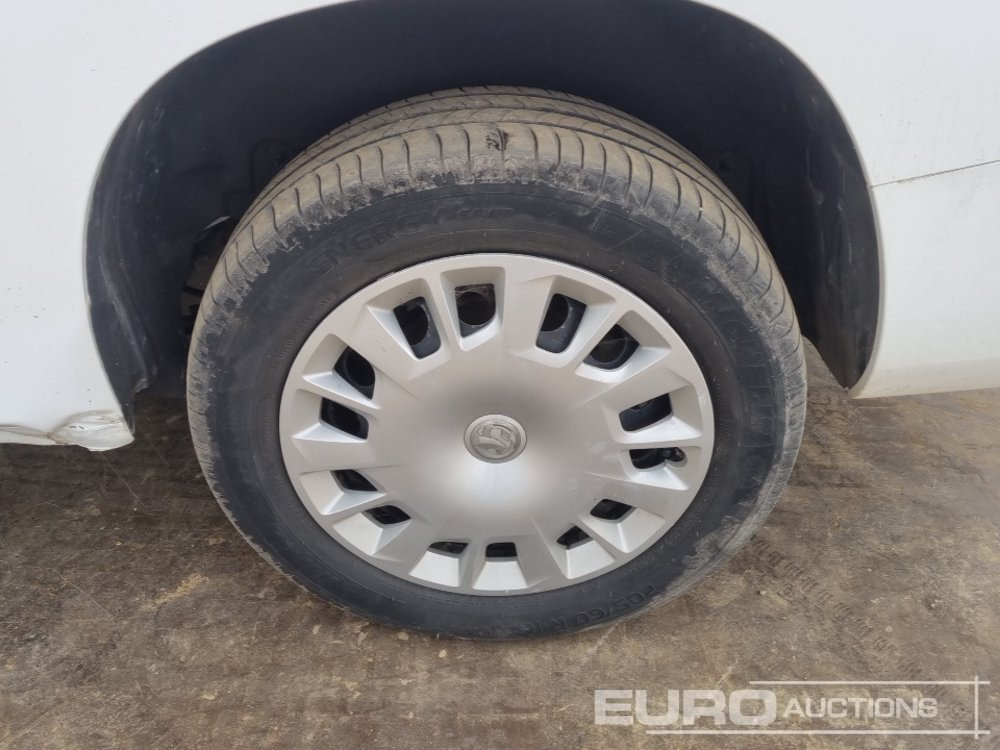 Van 2021 Vauxhall Combo: picture 10