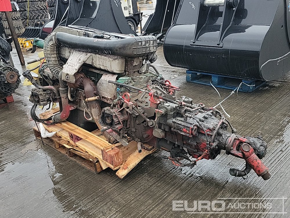 Volvo 6 Cylinder Engine, Gearbox - Engine: picture 3 Volvo 6 Cylinder Engine, Gearbox - Engine: picture 3
