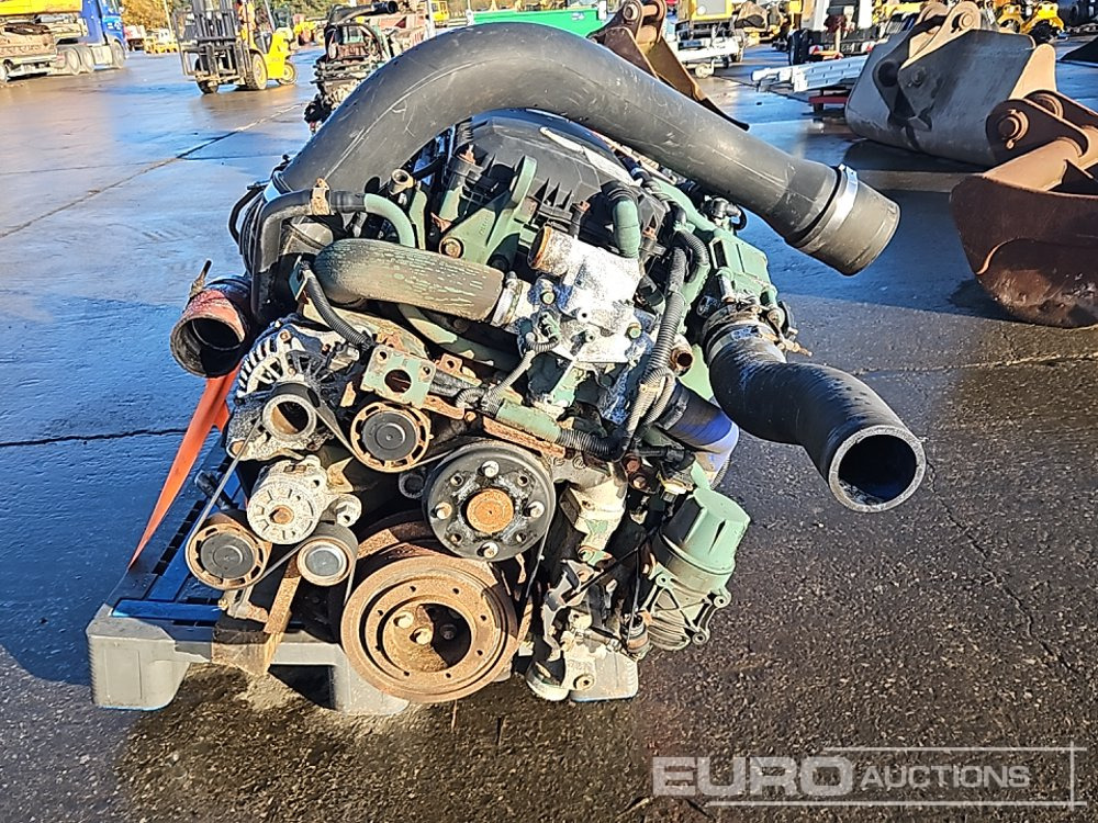 Volvo 6 Cylinder Engine, Gearbox - Engine: picture 4 Volvo 6 Cylinder Engine, Gearbox - Engine: picture 4