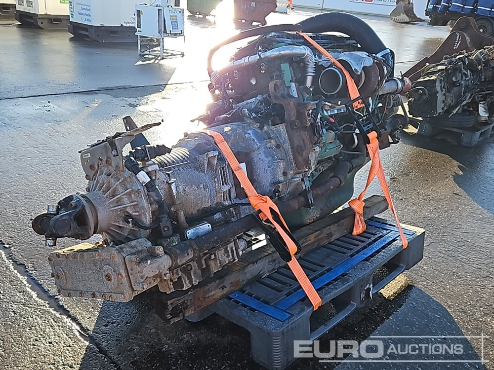 Volvo 6 Cylinder Engine, Gearbox - Engine: picture 1 Volvo 6 Cylinder Engine, Gearbox - Engine: picture 1