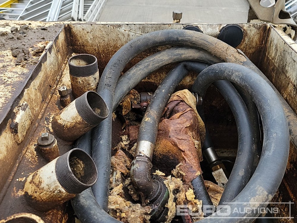 Storage tank Western Bunded Fuel Bowser, Manual Pump: picture 12