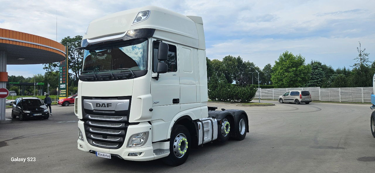 DAF XF 105.460 - Tractor unit: picture 2 DAF XF 105.460 - Tractor unit: picture 2
