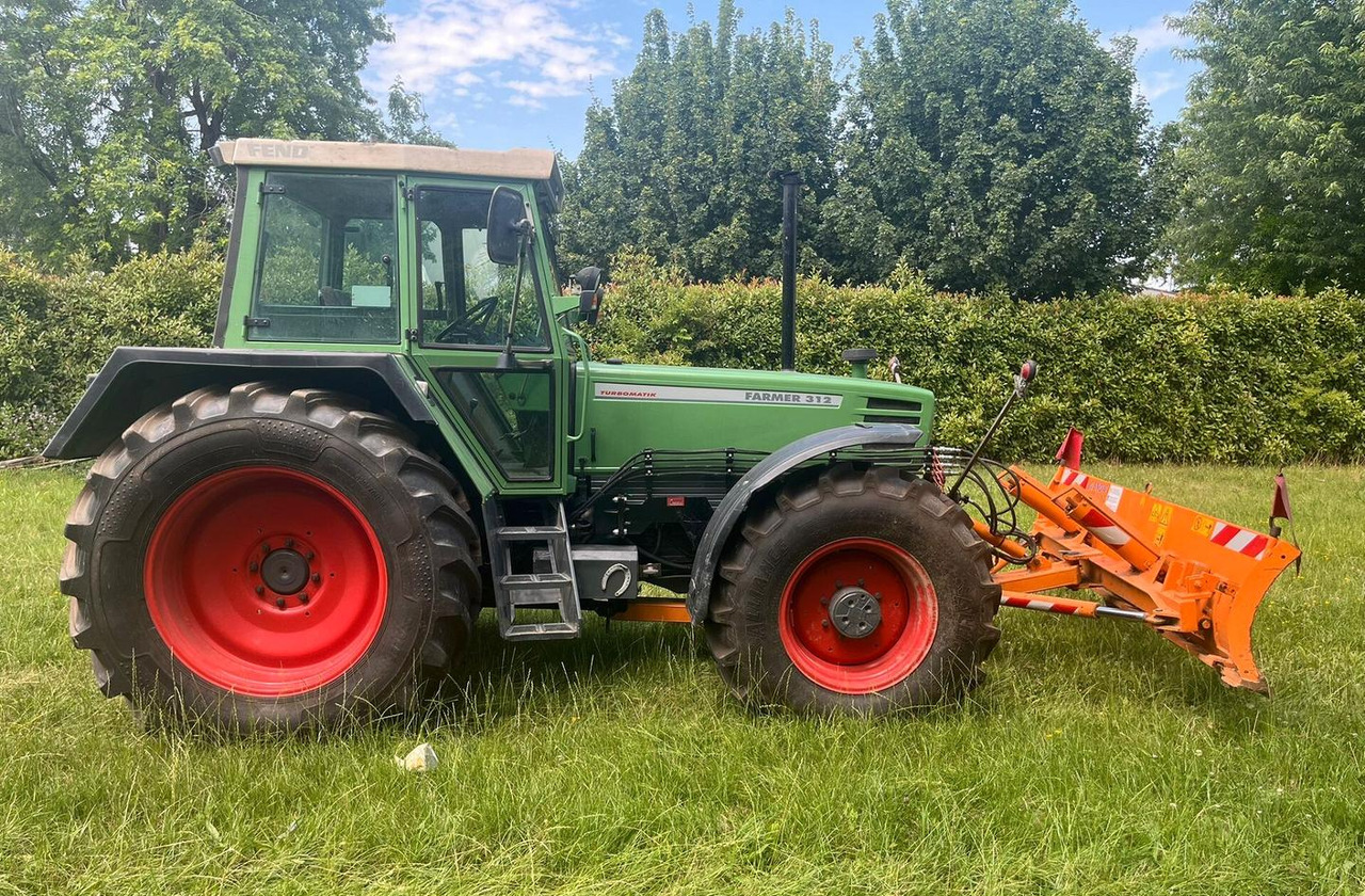 Trattore usato Fendt FARMER 312 LSA - Farm tractor: picture 5 Trattore usato Fendt FARMER 312 LSA - Farm tractor: picture 5