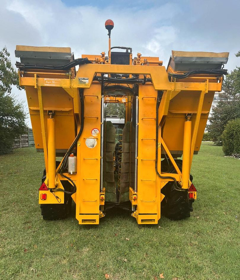 Vendemmiatrice usata Gregoire G60I - Grape harvesting machine: picture 3 Vendemmiatrice usata Gregoire G60I - Grape harvesting machine: picture 3