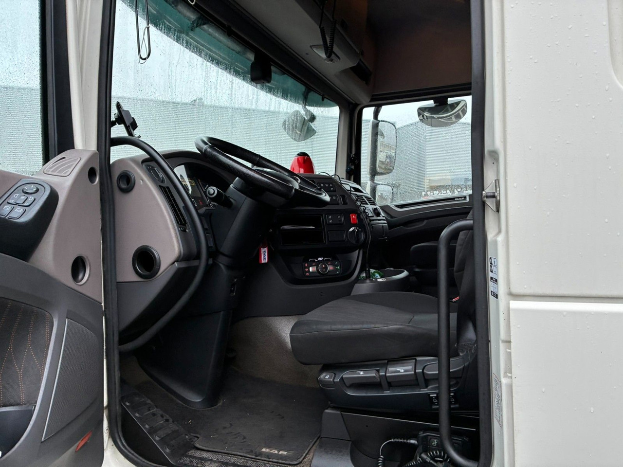 DAF XF 480/SpaceCab - Tractor unit: picture 4 DAF XF 480/SpaceCab - Tractor unit: picture 4