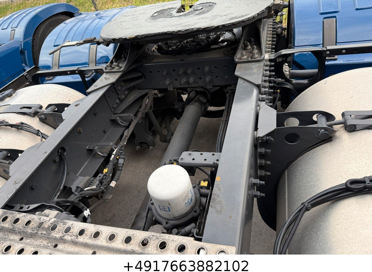 Tractor unit Volvo FH 460 Globetroter: picture 11