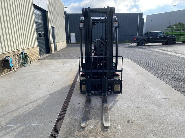 EP CPD20L2, Heftruck, 2 ton, Lithium accu - Electric forklift: picture 3 EP CPD20L2, Heftruck, 2 ton, Lithium accu - Electric forklift: picture 3