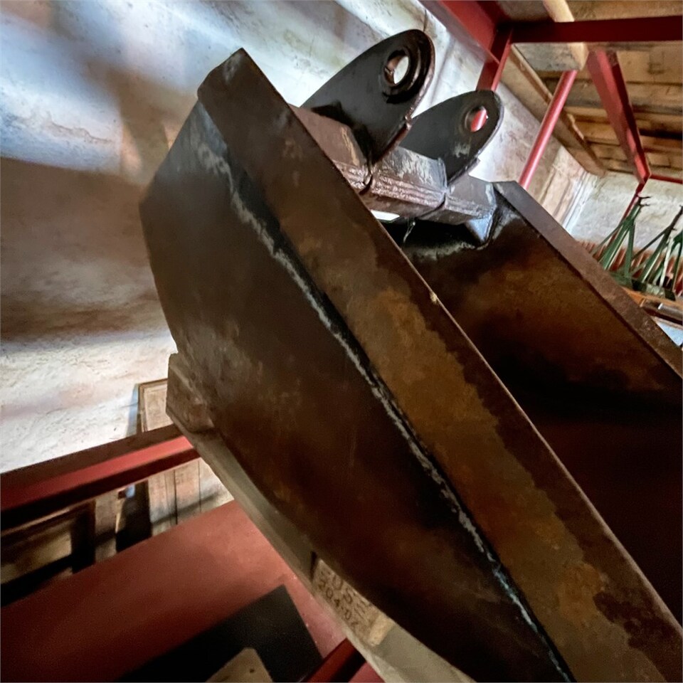 Bucket for Backhoe loader ABC 90cm: picture 14